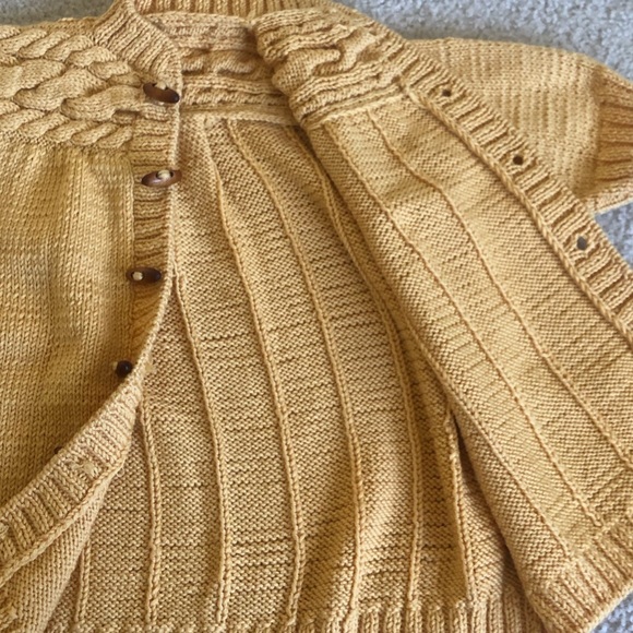 Handmade wool blend knit sweater - Picture 7 of 8